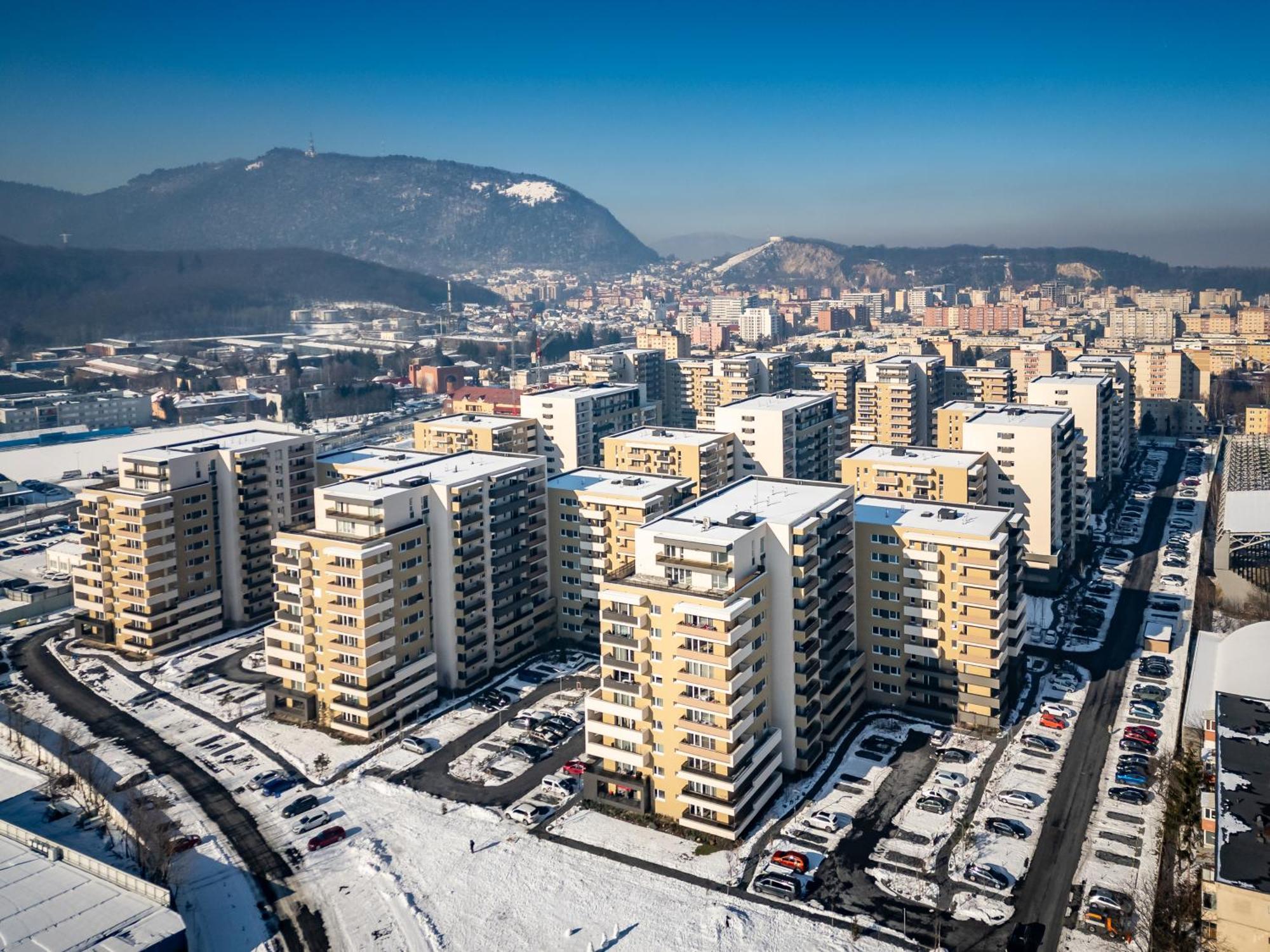 Carpatilor Apart Hotel Брашов Экстерьер фото