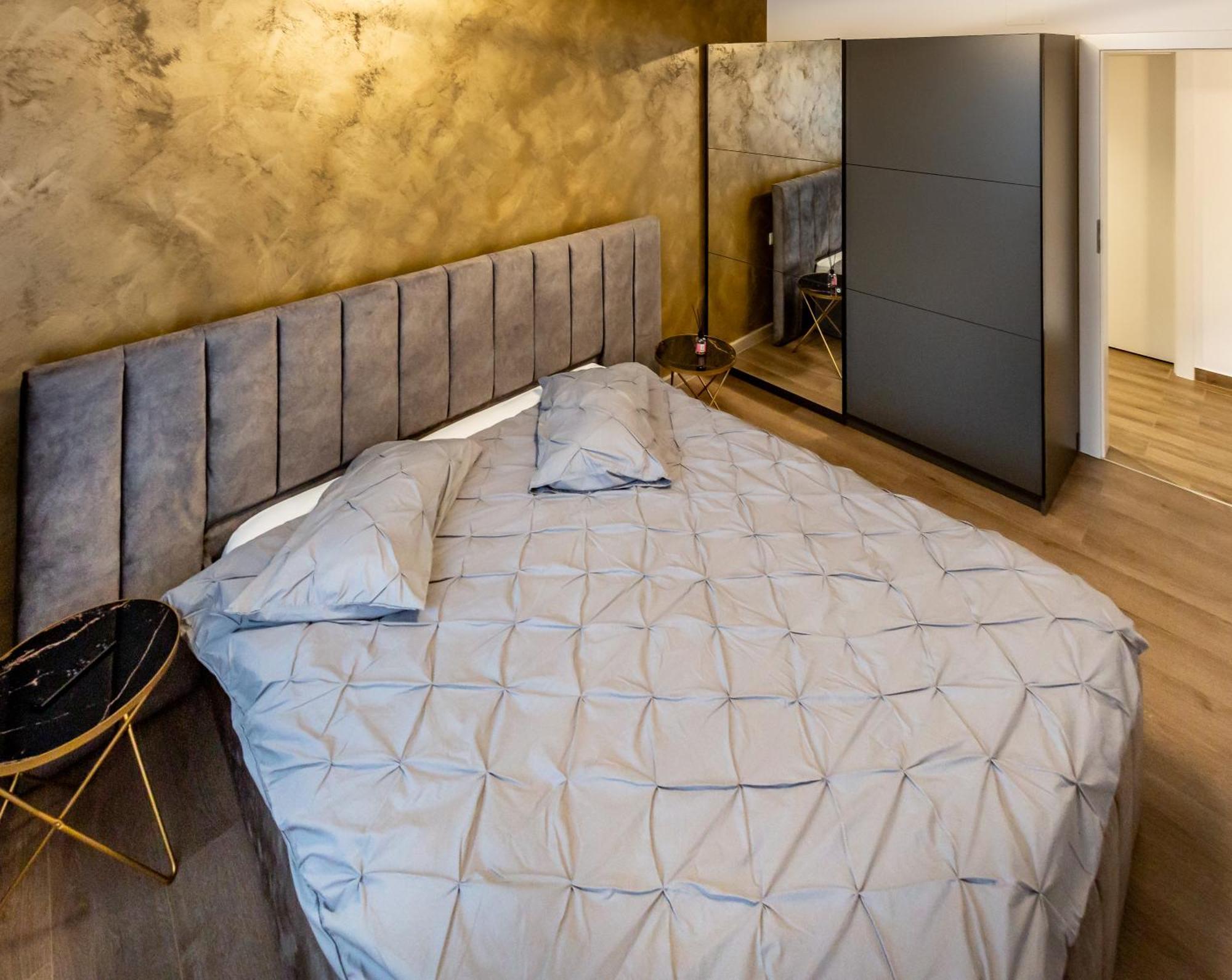 Carpatilor Apart Hotel Брашов Экстерьер фото